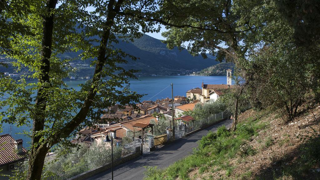Bella Isola Villa Monte Isola Bagian luar foto
